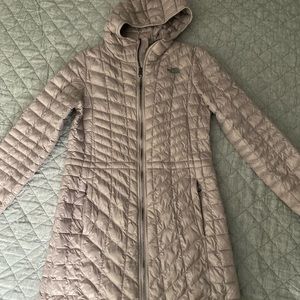 North face thermoball parka